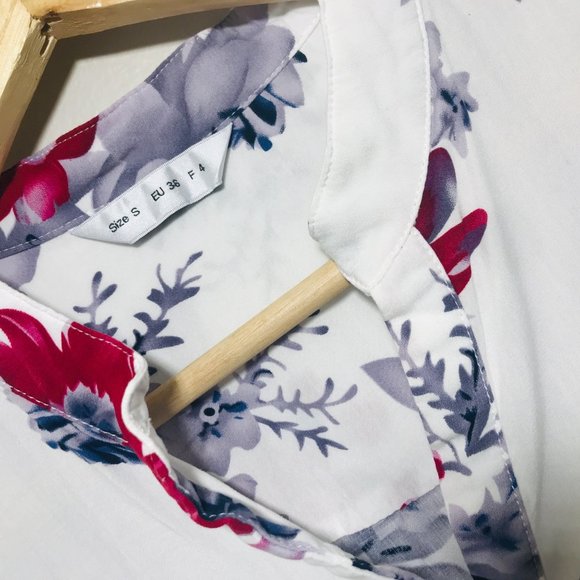 Floral Long Sleeve Blouse Size Small - Picture 3 of 6